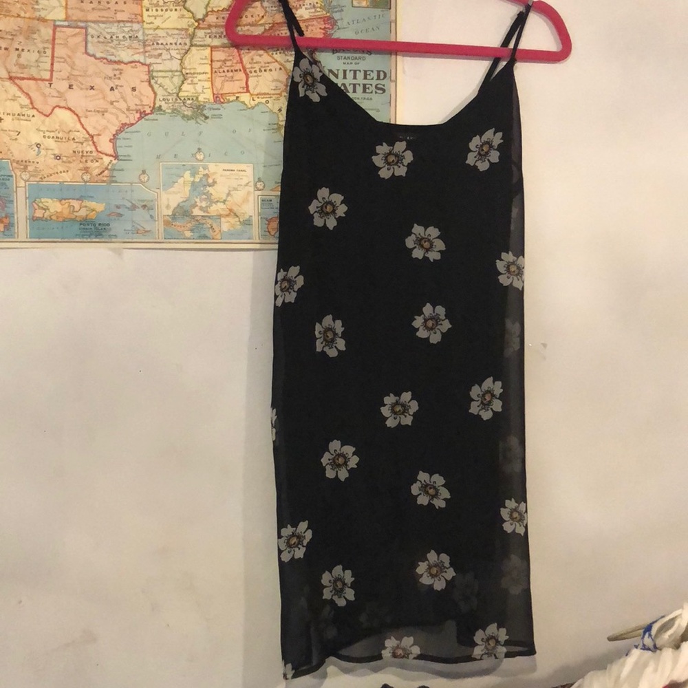 Kendall and Kylie dress